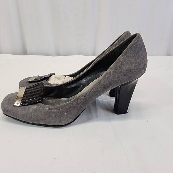 Naturalizer Grey Suede Pump Heels Size 8 - Picture 4 of 11
